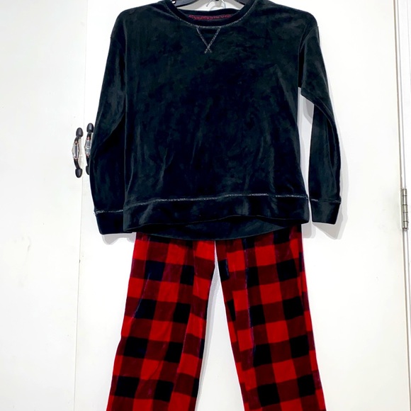 The Original Muk Luks Pajamas - Picture 1 of 9